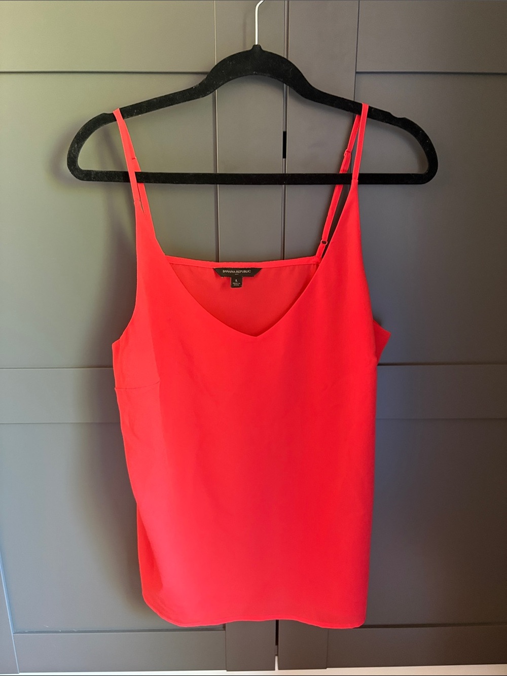 Bright Coral Sleeveless V-Neck Tank Top - Women's